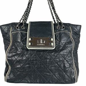 CHANEL Black Quilted Leather Reissue Lock Tote